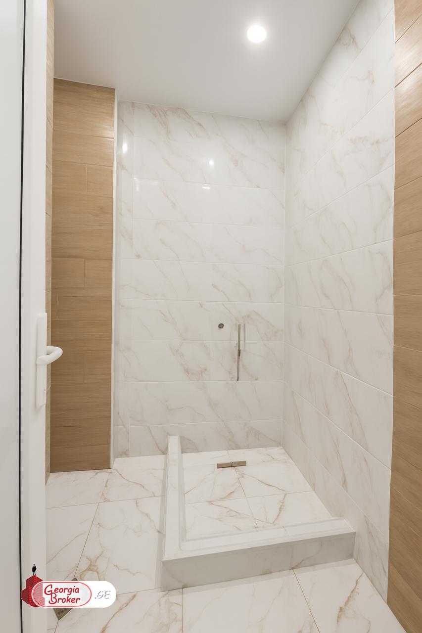 nearly repaired 3-room apartment for sale